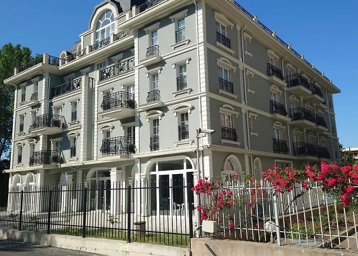 St. Sofia - Official Σάνι Μπιτς