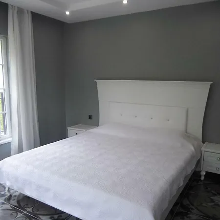 St. Sofia - Official Apart Otel 3*